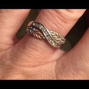 Black Hills Gold & Diamonds Ring. Size 5